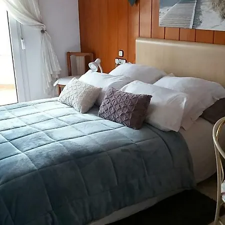 Bed & Breakfast Angeles Piscine Privee 16 Pers